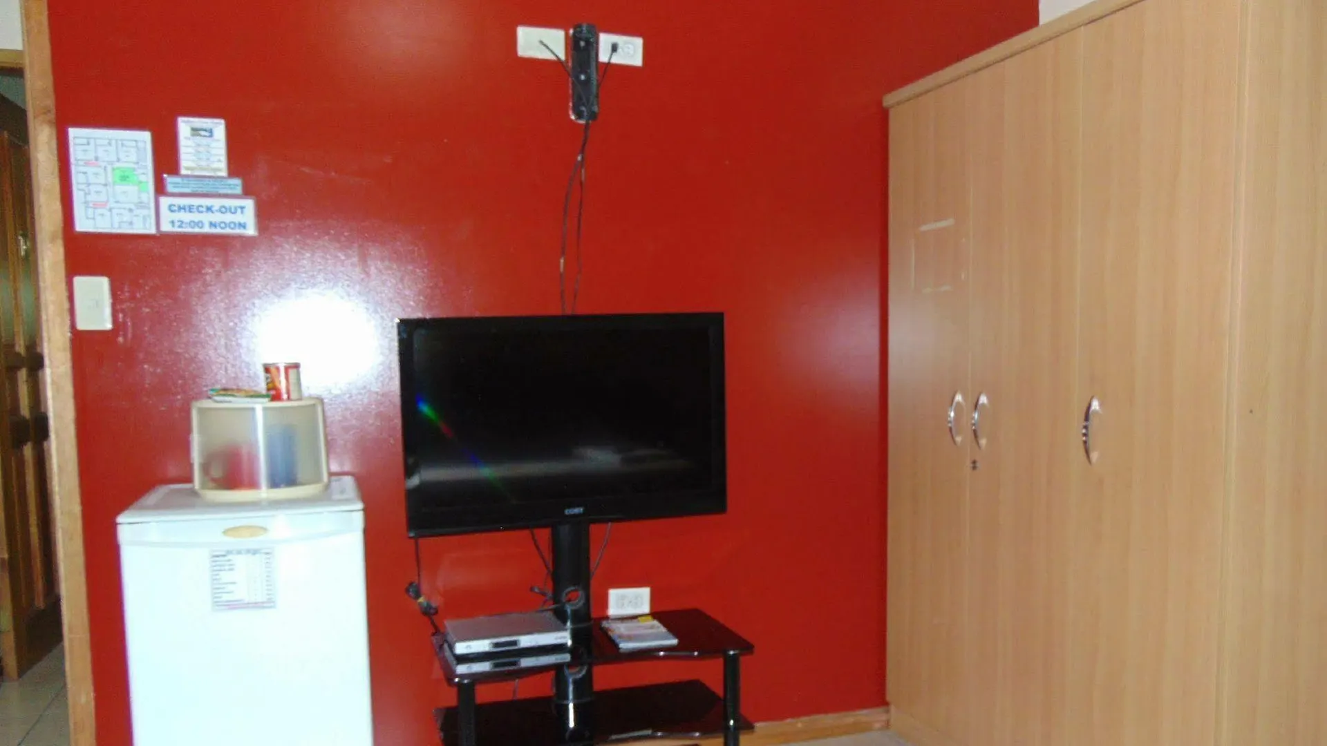 Hotel Reddoorz @ Clarkview 21St Street Angeles City