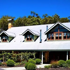 girraween-country-inn.queenslandhotels.net/