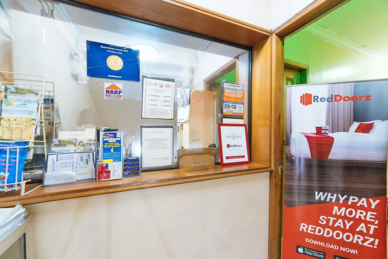 ** Hotel Reddoorz @ Clarkview 21St Street Angeles City Philippines