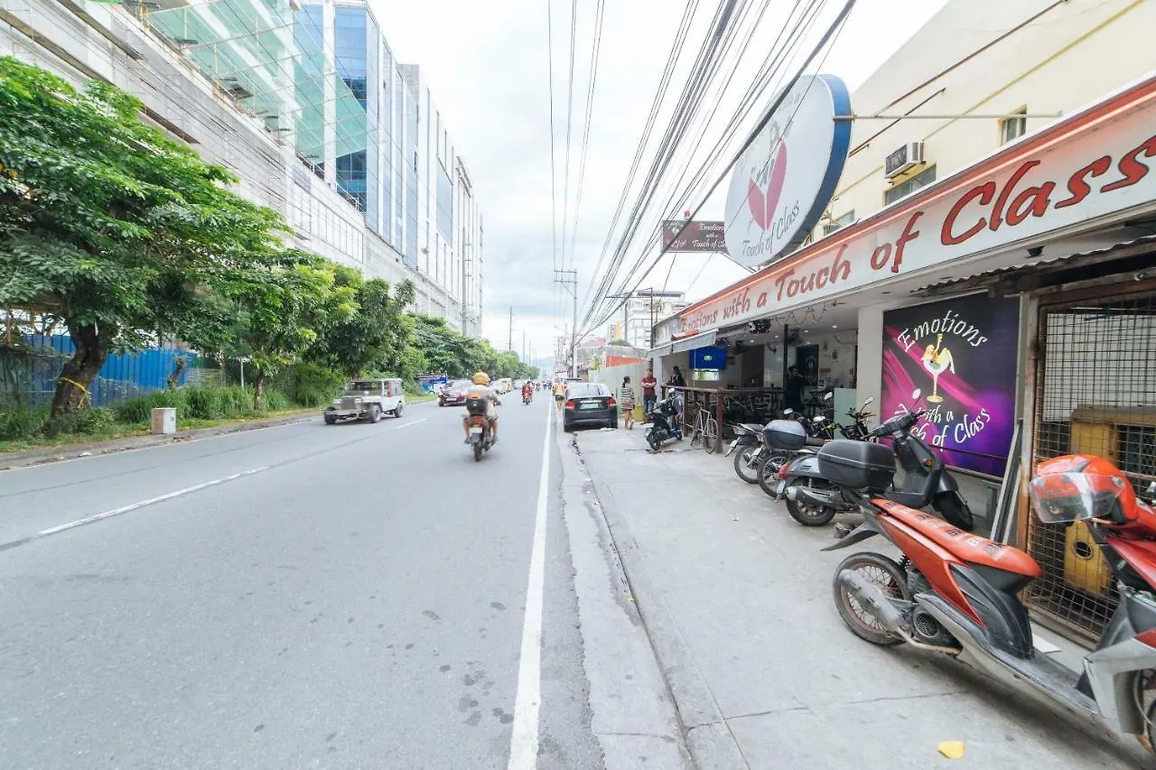 ** Hotel Reddoorz @ Clarkview 21St Street Angeles City Philippines