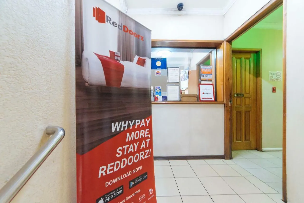 Hotel Reddoorz @ Clarkview 21St Street Angeles City